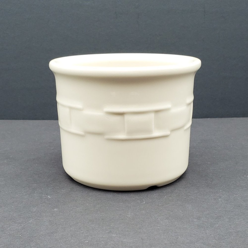 Longaberger Pottery Woven Traditions Ivory 1 Pint Salt Crock